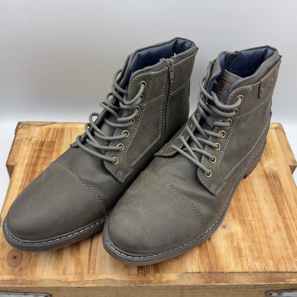B-52 by Bullboxer Boots Olive Green Cap Toe Side Zip Lace Up Size 10 Streetwear